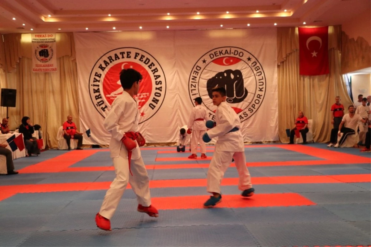 Uluslararası Dekai-do Karate Turnuvası Denizli\'de Başladı