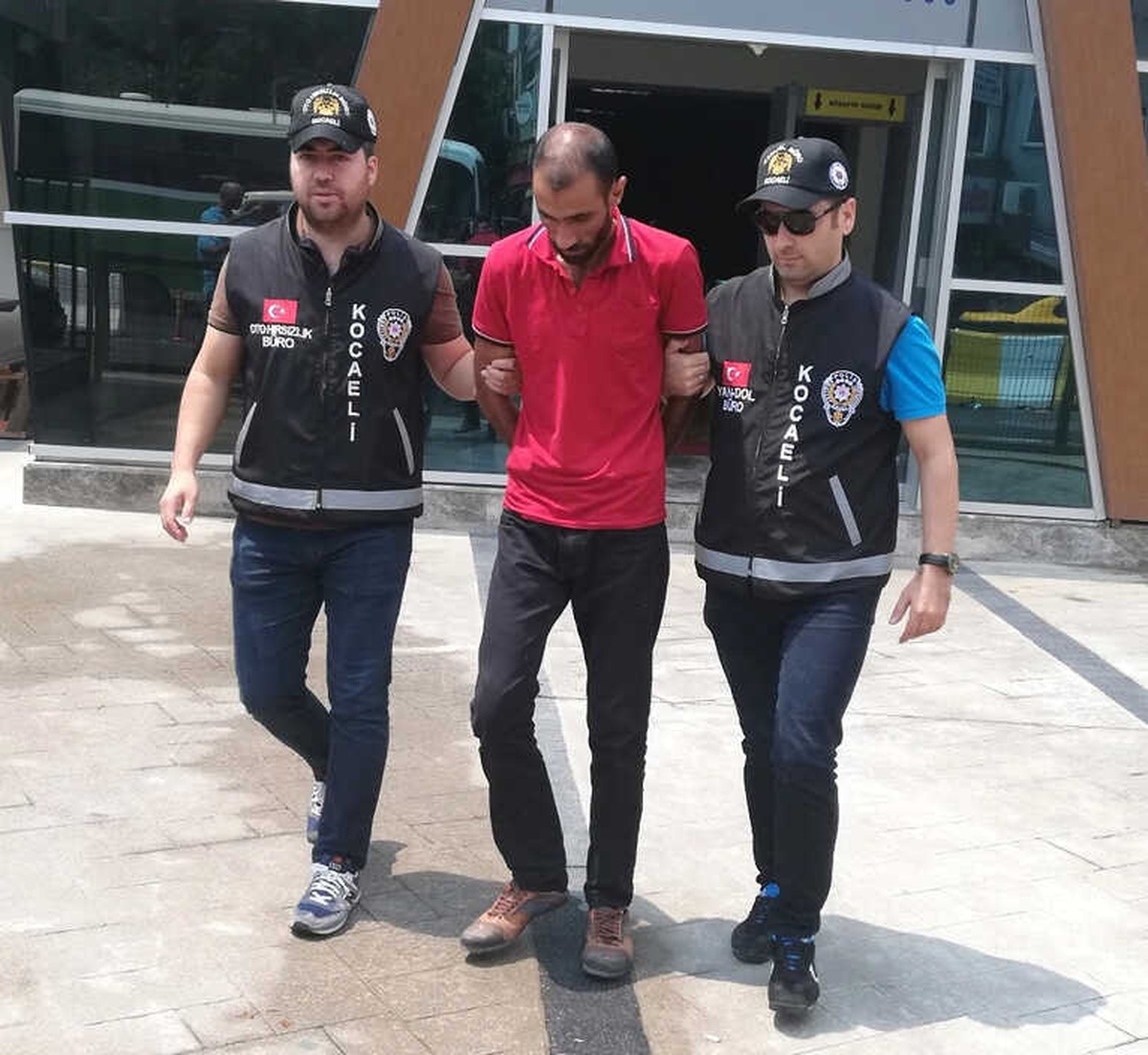 250 Bin TL\'lik Vurgun Yapan Sahte Nakliye Çetesi Çökertildi