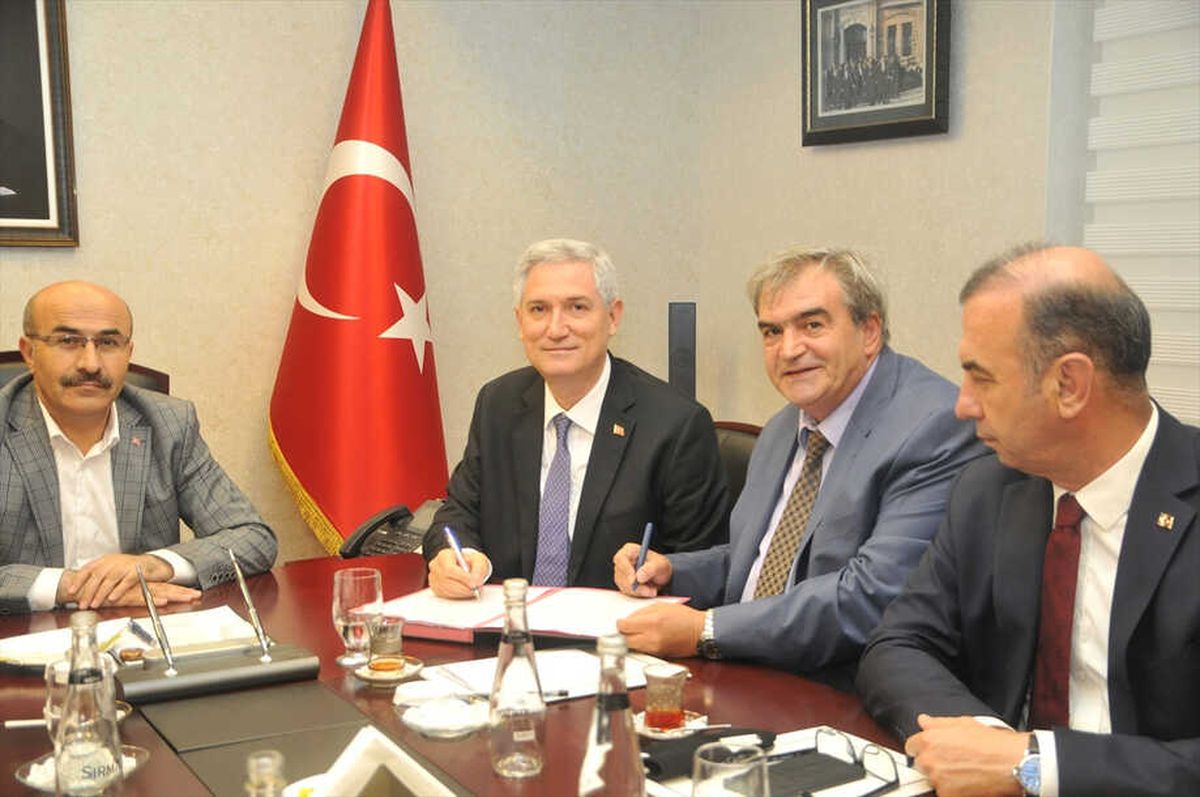 Adana\'da "Girişimcilik Merkezi" ve "Kimya Vadisi" Kuruluyor