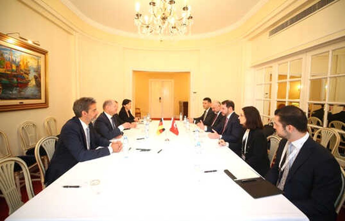 Hazine ve Maliye Bakanı Berat Albayrak\'tan Arjantin\'de Yoğun Ekonomi Diplomasisi