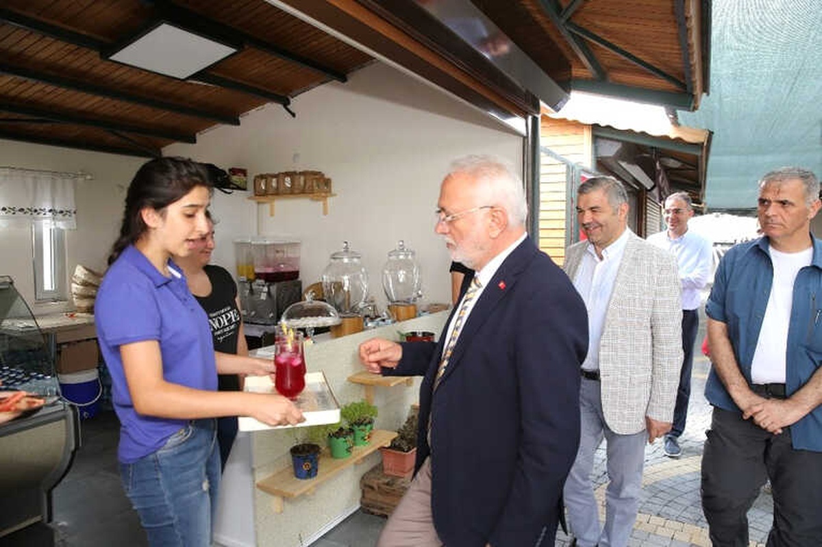 Doğal Ürünler Bahçesi ve Pazarı Yeni Sezonu Açtı