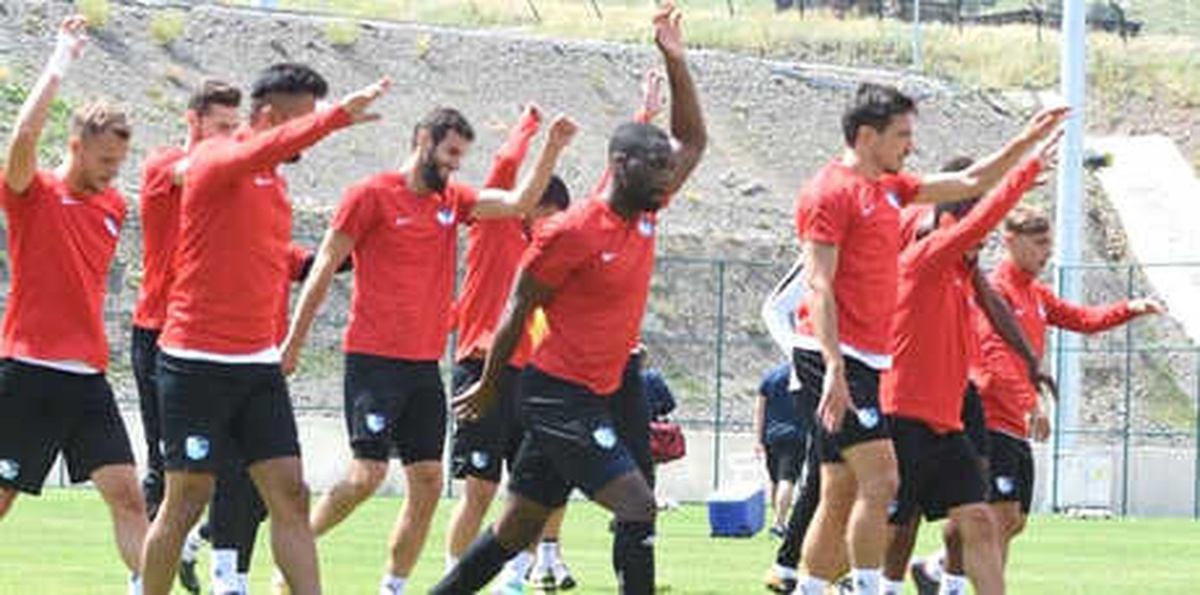 Erzurumspor\'da Yeni Sezon Hazırlıkları Sürüyor