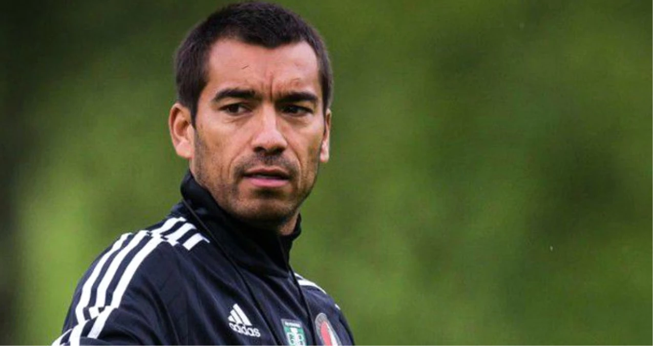 Feyenoord Hocası Bronckhorst, Fenerbahçe Maçına Çıkamadı