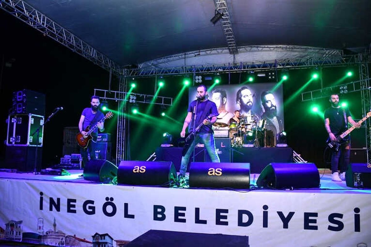 İnegöl\'de Pera Rüzgarı