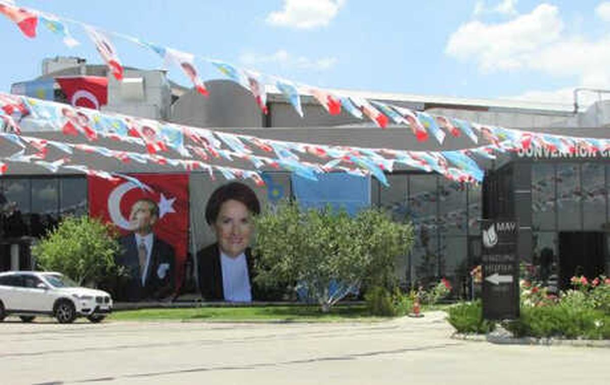 İyi Parti\'de Olağanüstü Kongre Kararı; Akşener Aday Olmadığını Açıkladı (2) - Yeniden
