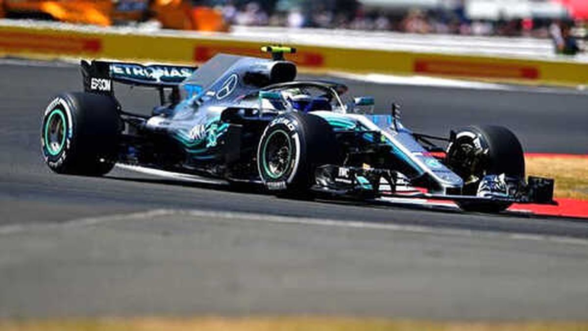 Mercedes, Bottas\'ın Sözleşmesini Uzattı