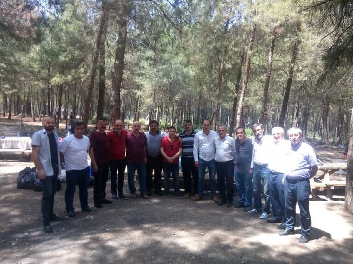 MHP Bayraklı Piknikte Buluştu