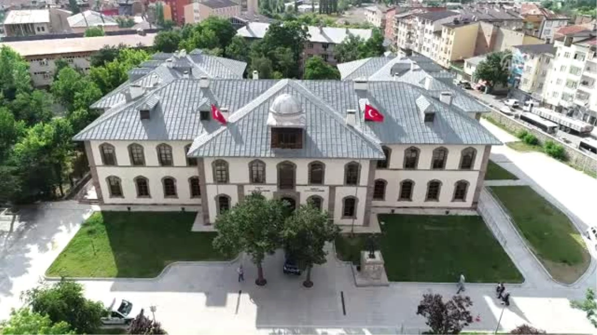 Tarihe Işık Tutan Kongre Binası Yeni Yüzüyle Ziyaretçilerini Bekliyor