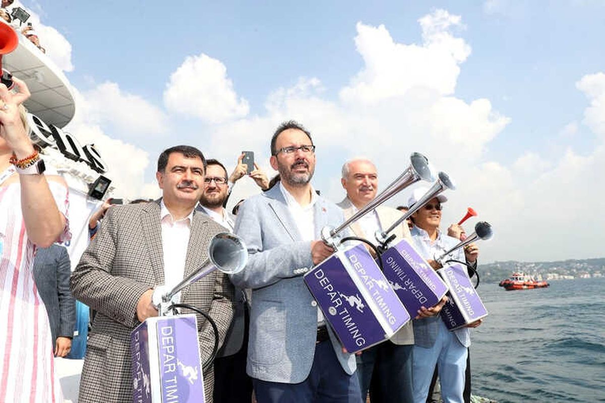 Türkiye Milli Olimpiyat Komitesi Tarafından Boğaziçi Kıtalararası Yüzme Yarışı\'nın Bu Yıl 30\'uncusu...