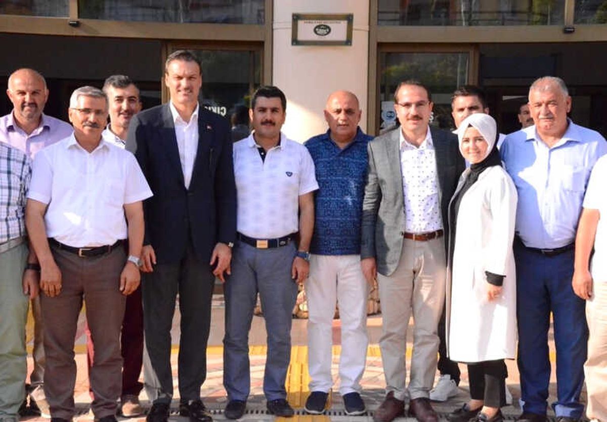Vekillerden Başkan Uğurlu\'ya Ziyaret