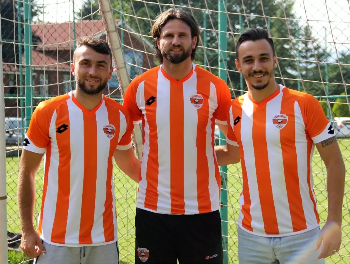 Adanaspor\'da 3 İmza Birden