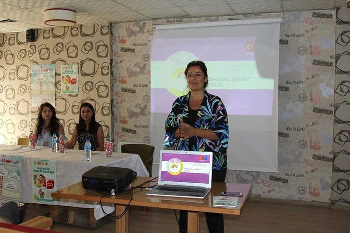 Başkaleli Kadınlara Seminer