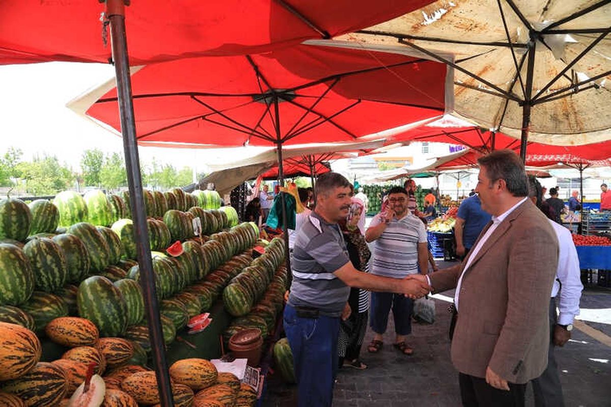 Başkan Palancıoğlu, Pazar Esnafıyla Buluştu