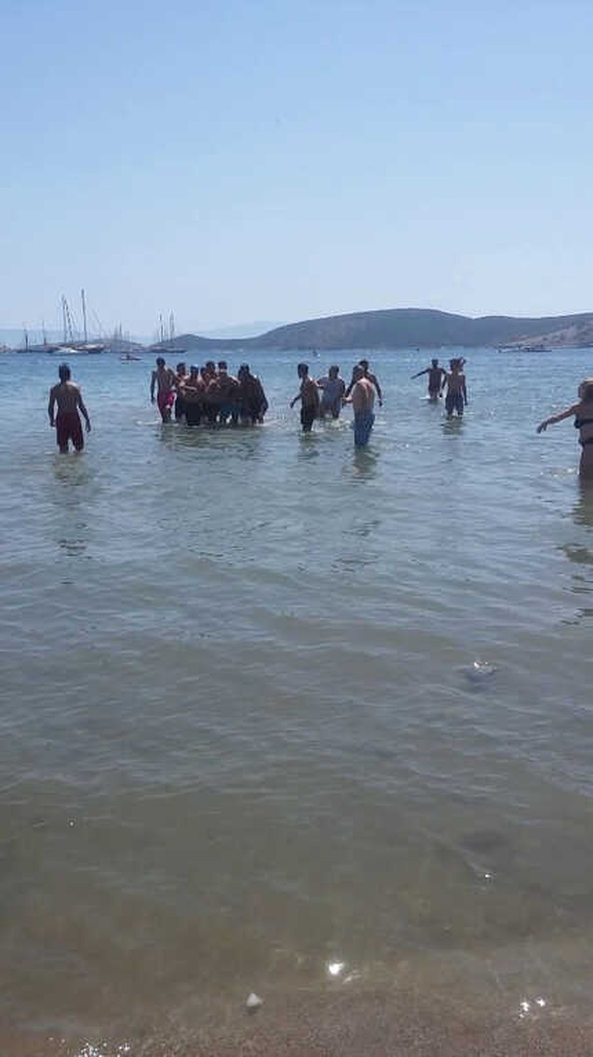 Boğulan Genci Kurtarmak İçin Seferber Oldular