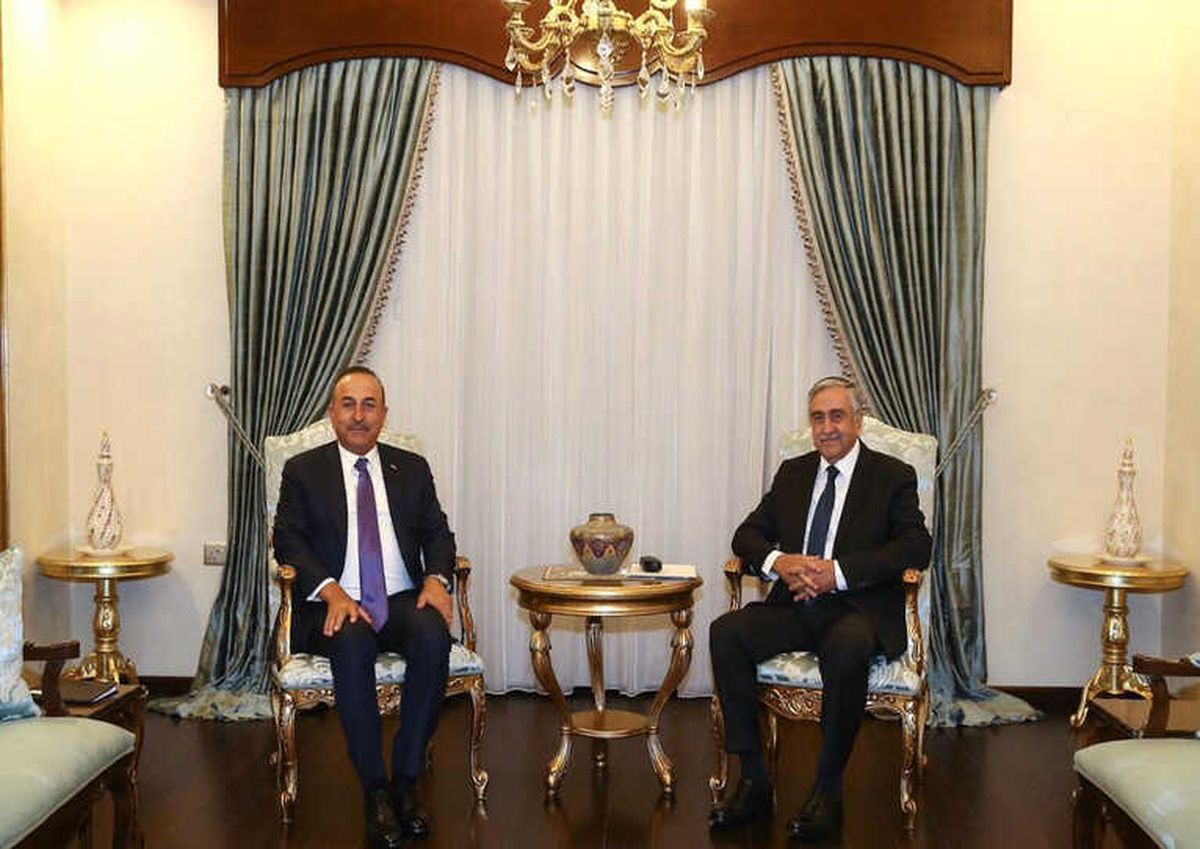 Çavuşoğlu, KKTC Cumhurbaşkanı Akıncı ile Görüştü