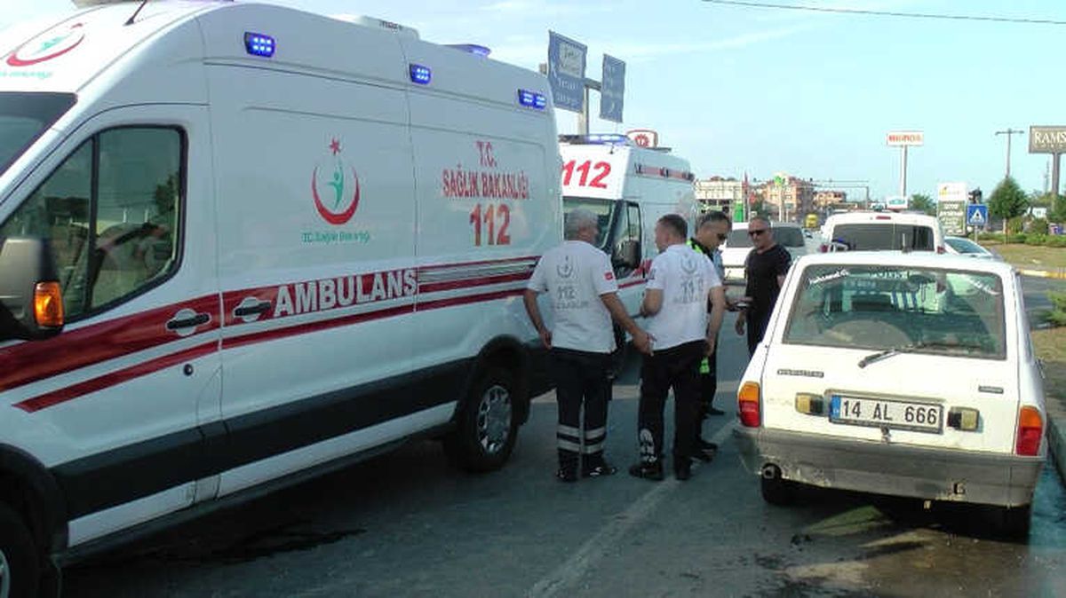 Düzce\'de Trafik Kazası: 6 Yaralı