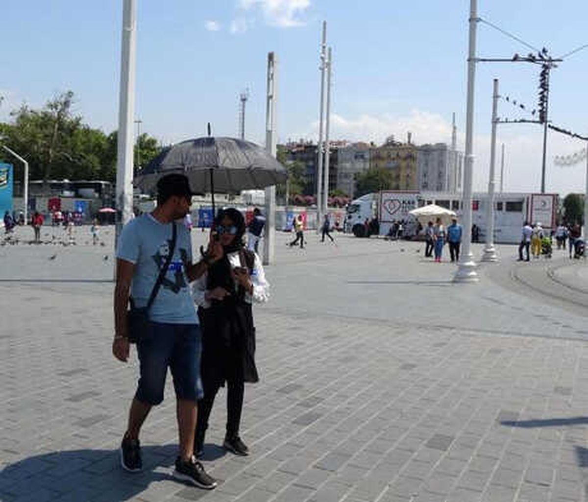 Düzelterek Yeniden) - Sıcak Hava Bunalttı, Sıcaklık 33 Dereceyi Gördü