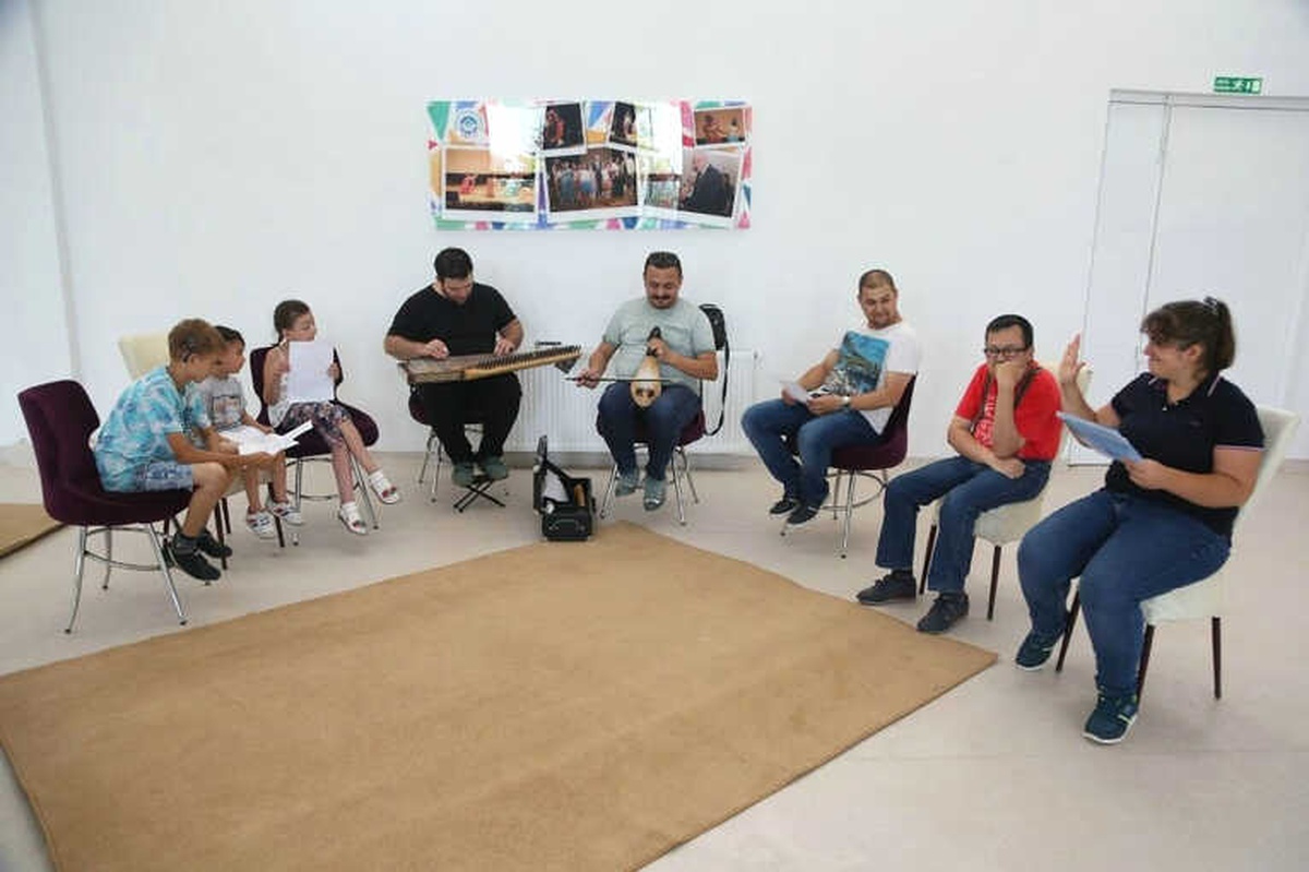 Engelsiz Kültür ve Sanat Merkezi Müzik Atölyesinde Engel Yok