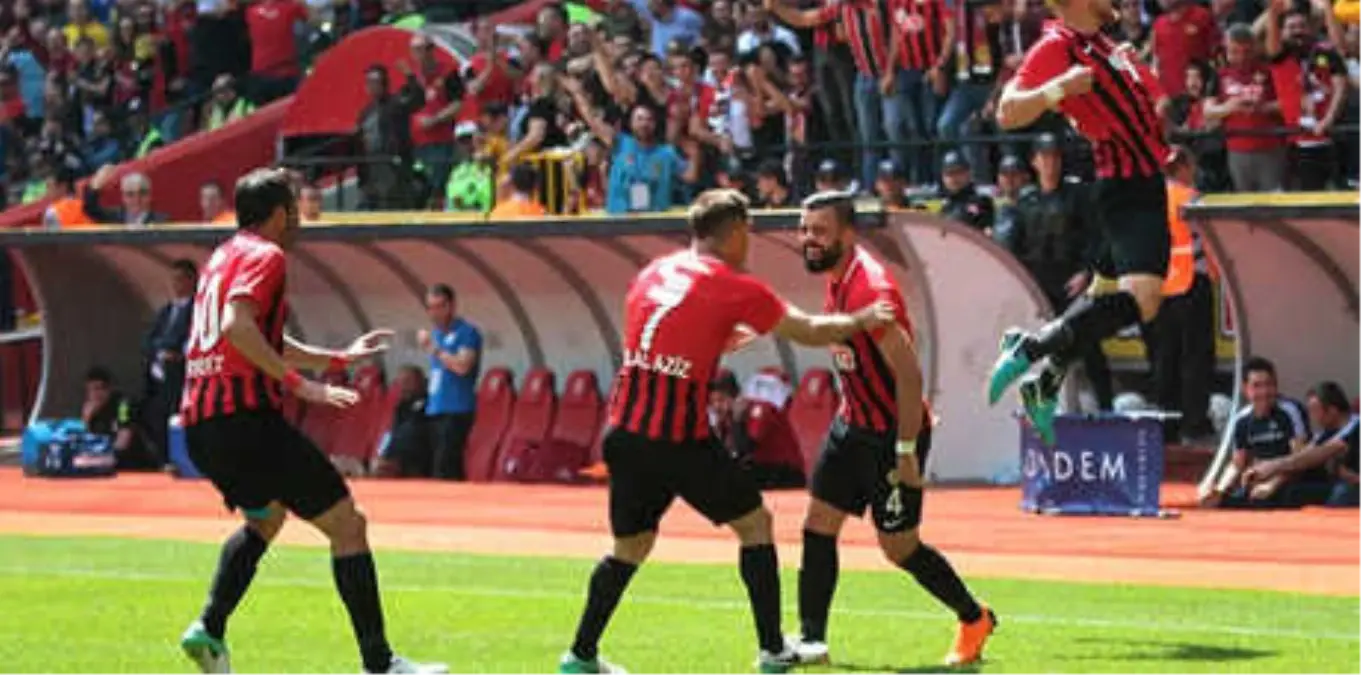 Eskişehirspor\'la Sözleşmesi Sona Erdi