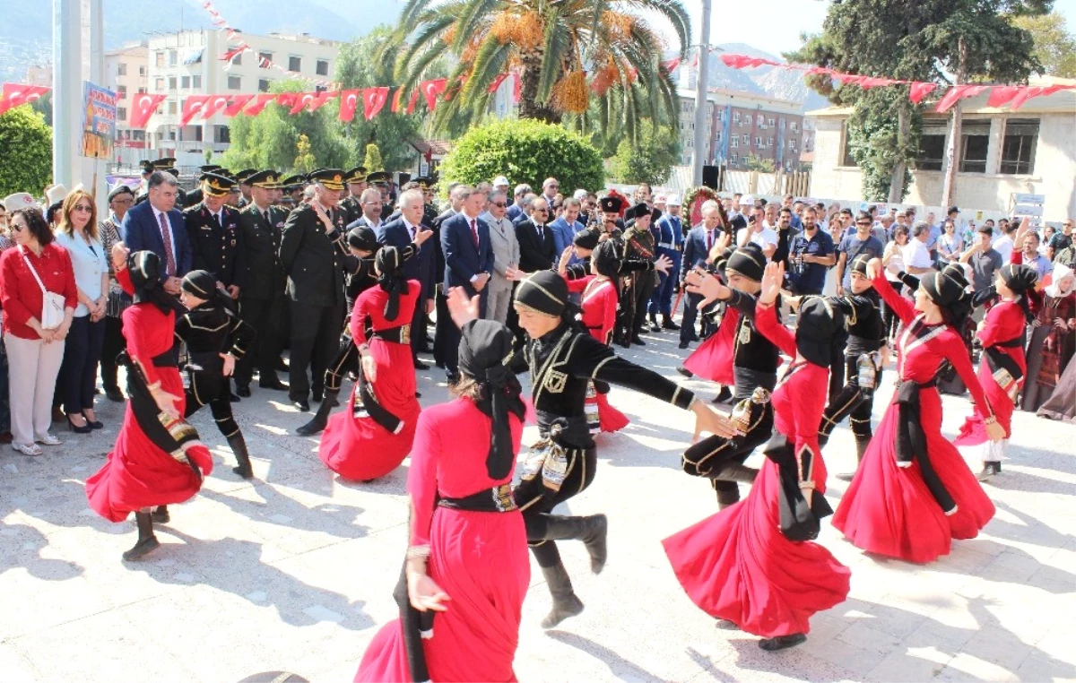 Hatay\'ın Anavatana Katılışının 79. Yıl Dönümü Törenle Kutlandı