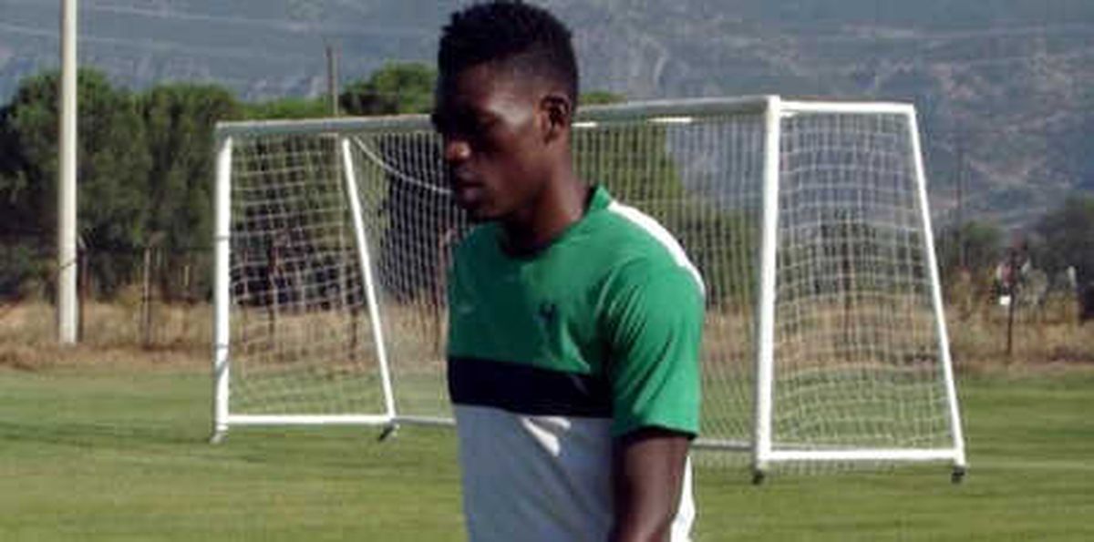 İstanbulspor, Patrick Etoga\'yı Kadrosuna Dahil Etti
