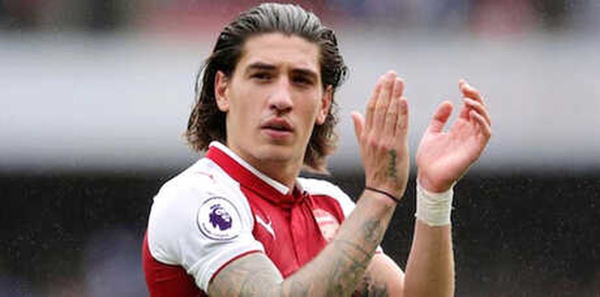 Mesut Özil\'e Takım Arkadaşı Bellerin\'den Destek