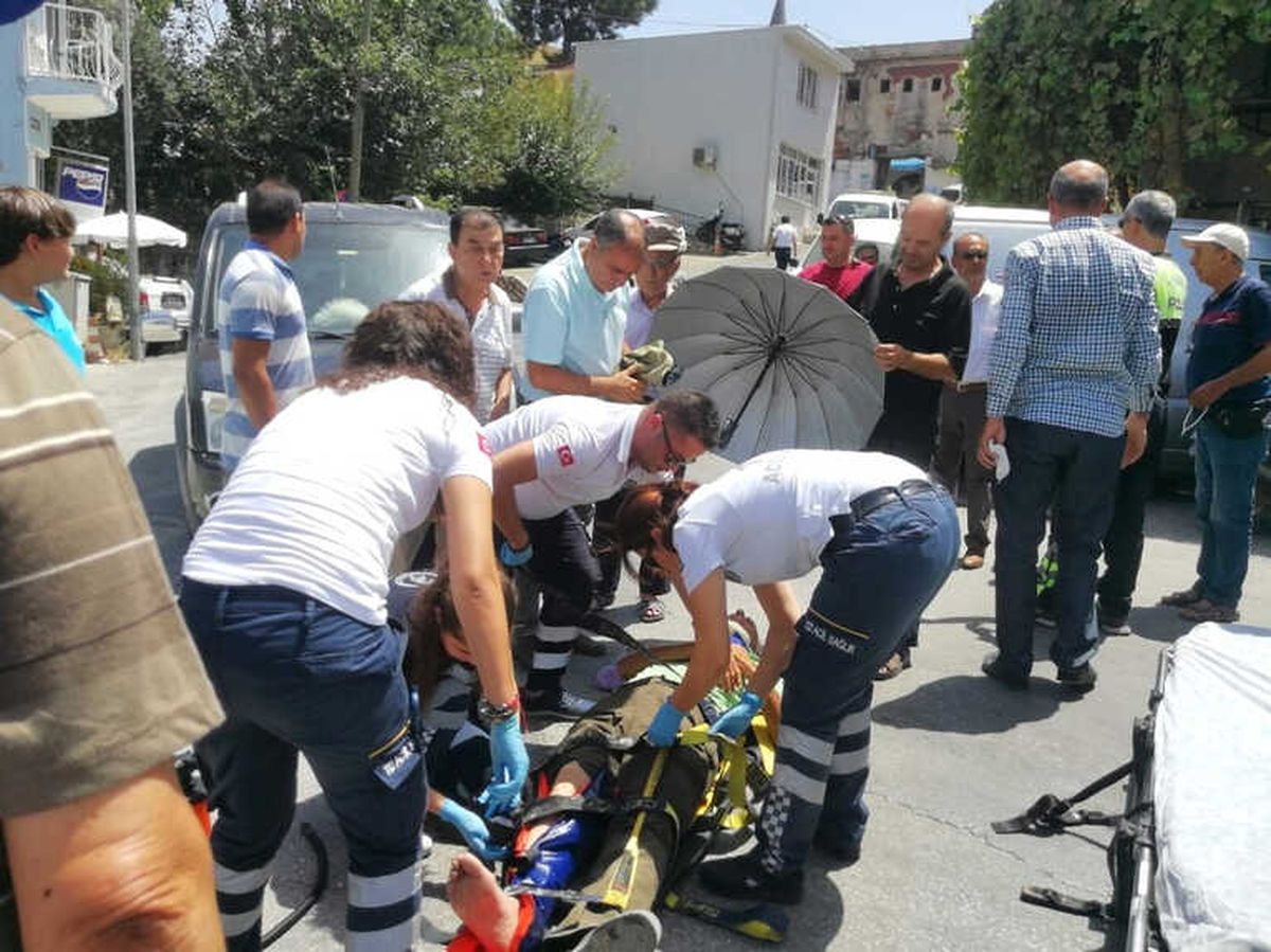Milas\'ta Engelli Vatandaşa Araba Çarptı