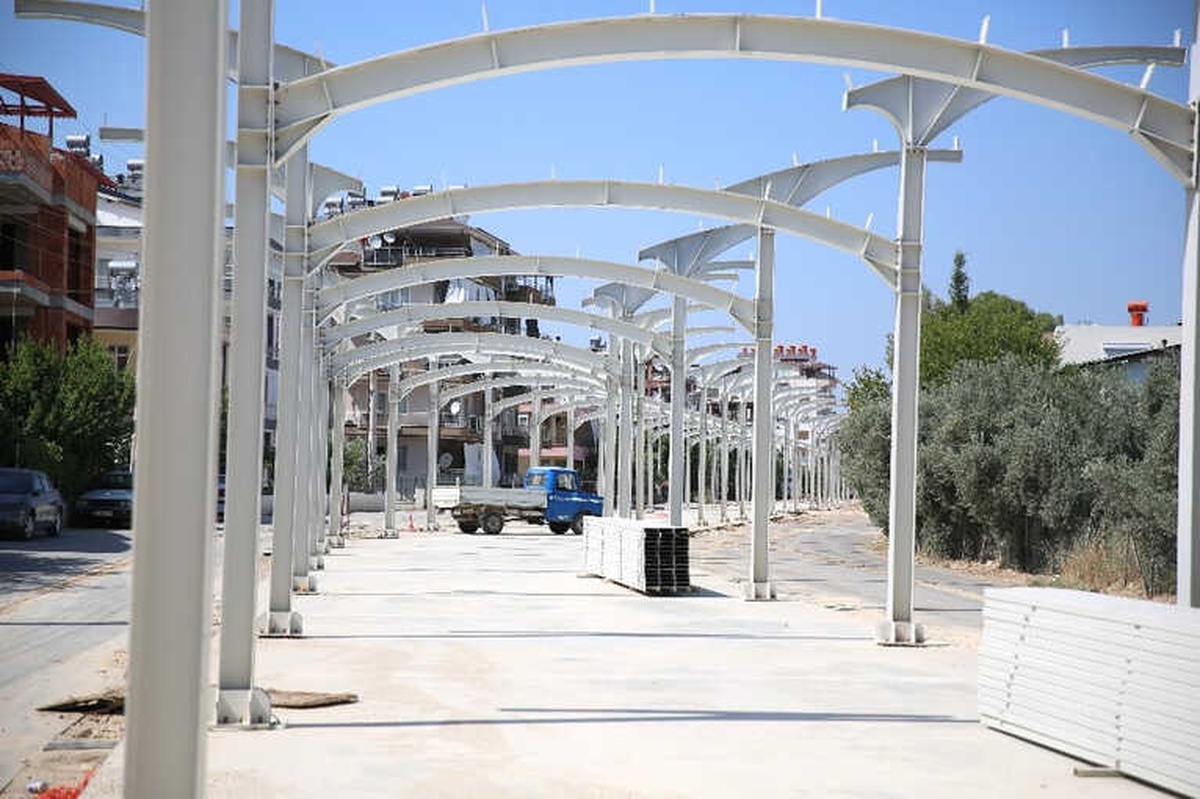 Serik\'te Kapalı Pazar Yeri İçin Geri Sayım Başladı