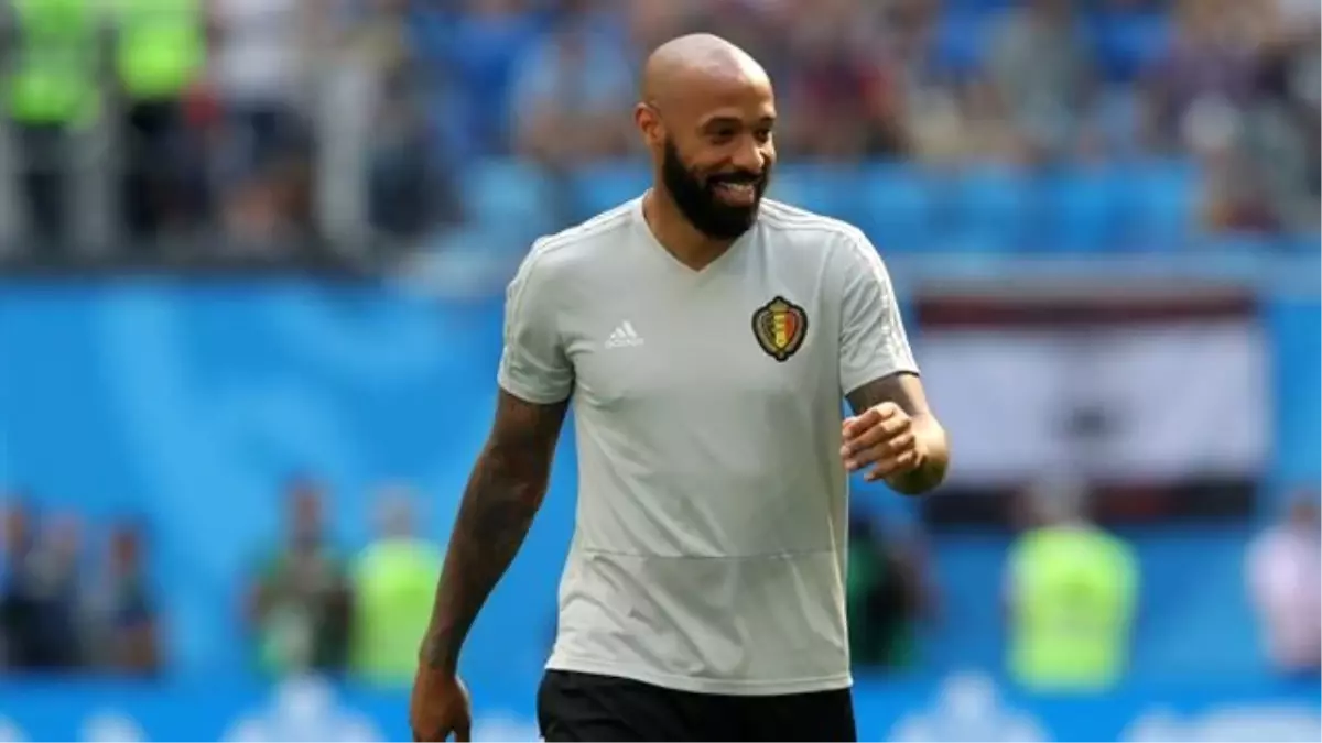 Thierry Henry Menajerlik Kariyerine İlk Adımı Atıyor