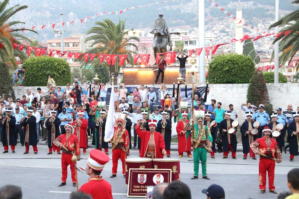 TSK Mehteran Birliği Hatay Halkı İle Buluştu