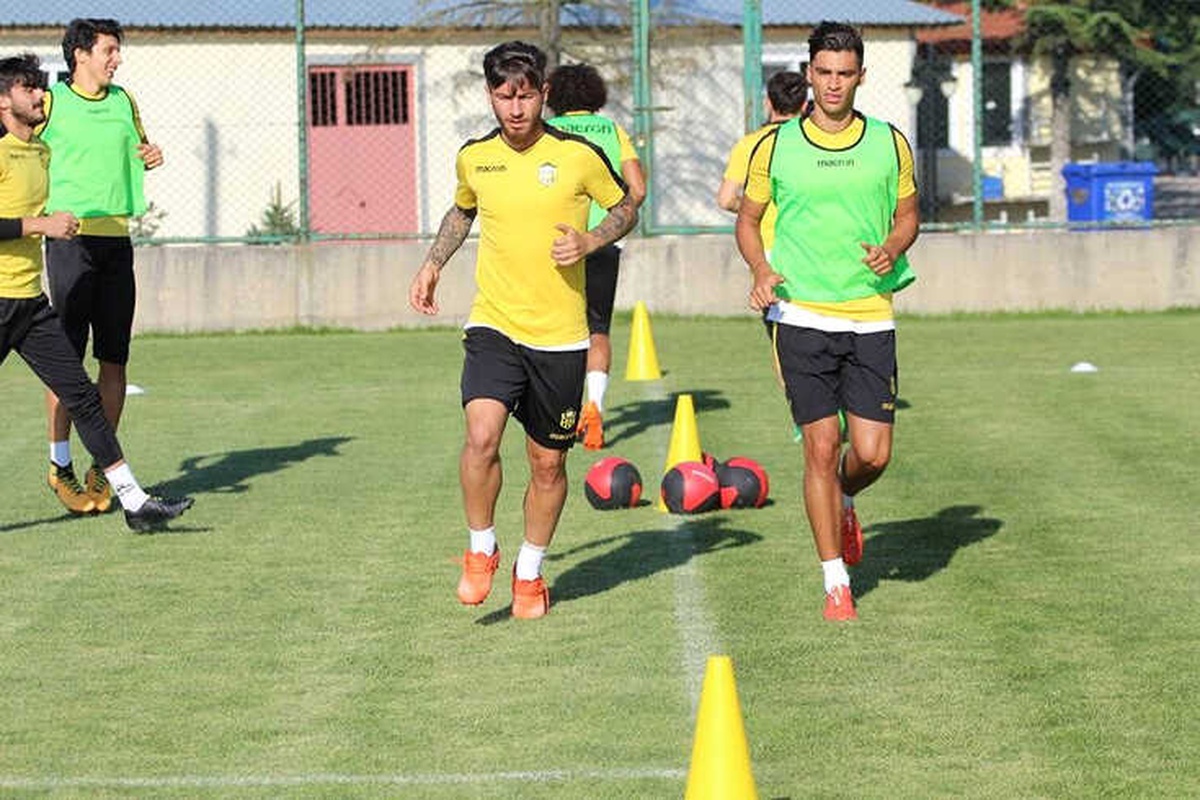 Yeni Malatyaspor\'da Adem Büyük Sevinci