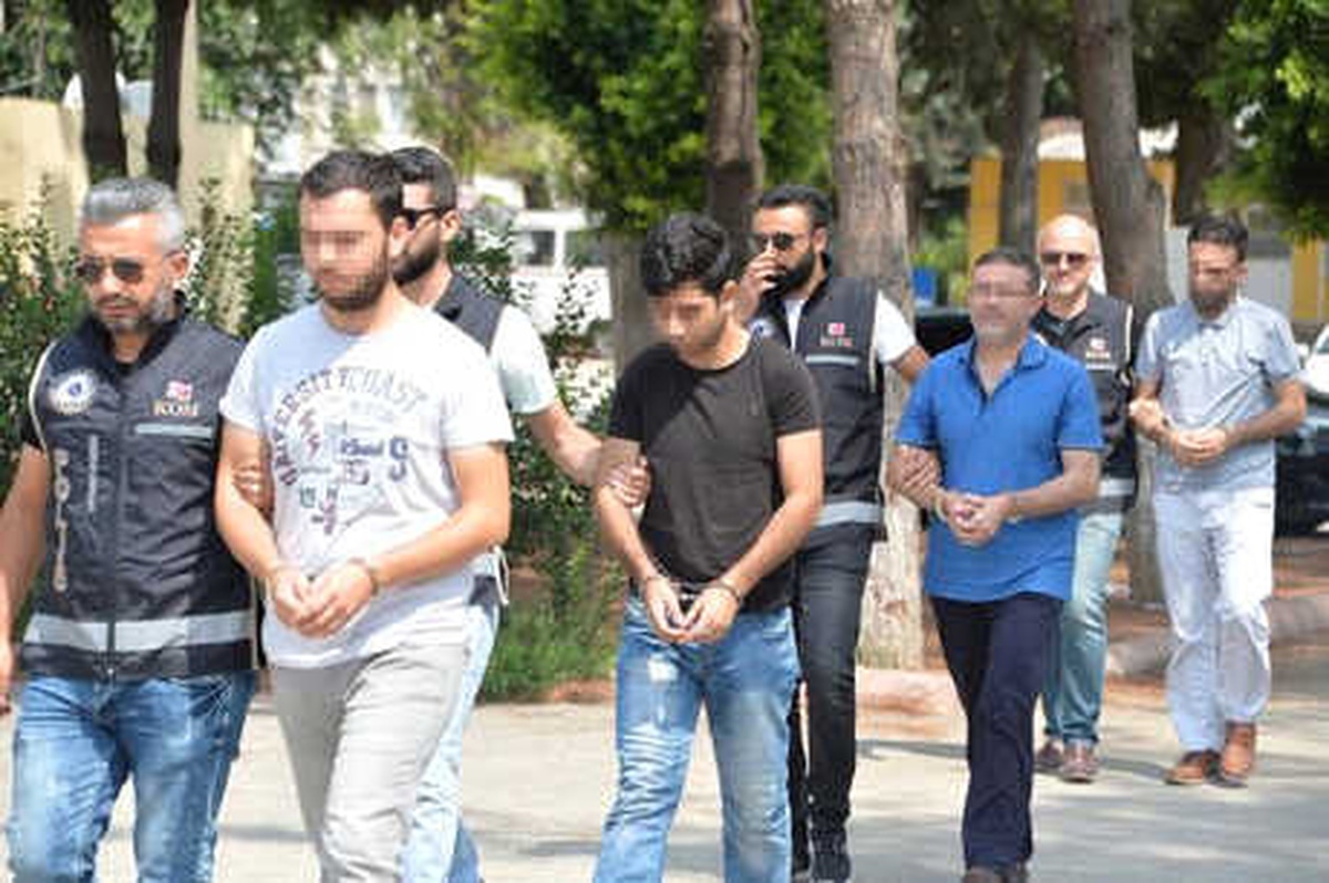 Adana\'da Fetö Şüphelileri Adliyeye Sevk Edildi
