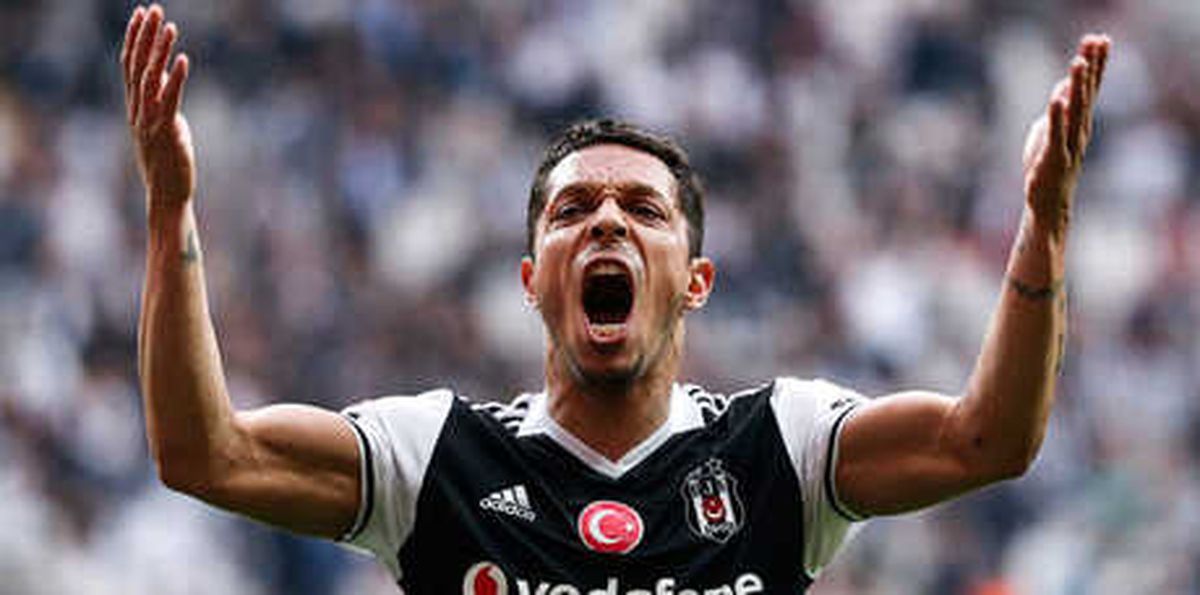 Beşiktaş\'tan Real Betis\'e Olumsuz Yanıt