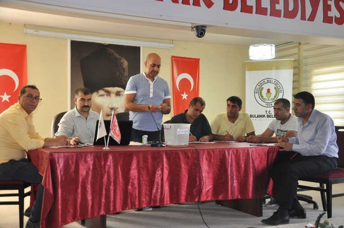 Bulanık\'ta Geçici İşçiler İçin Kura Çekimi