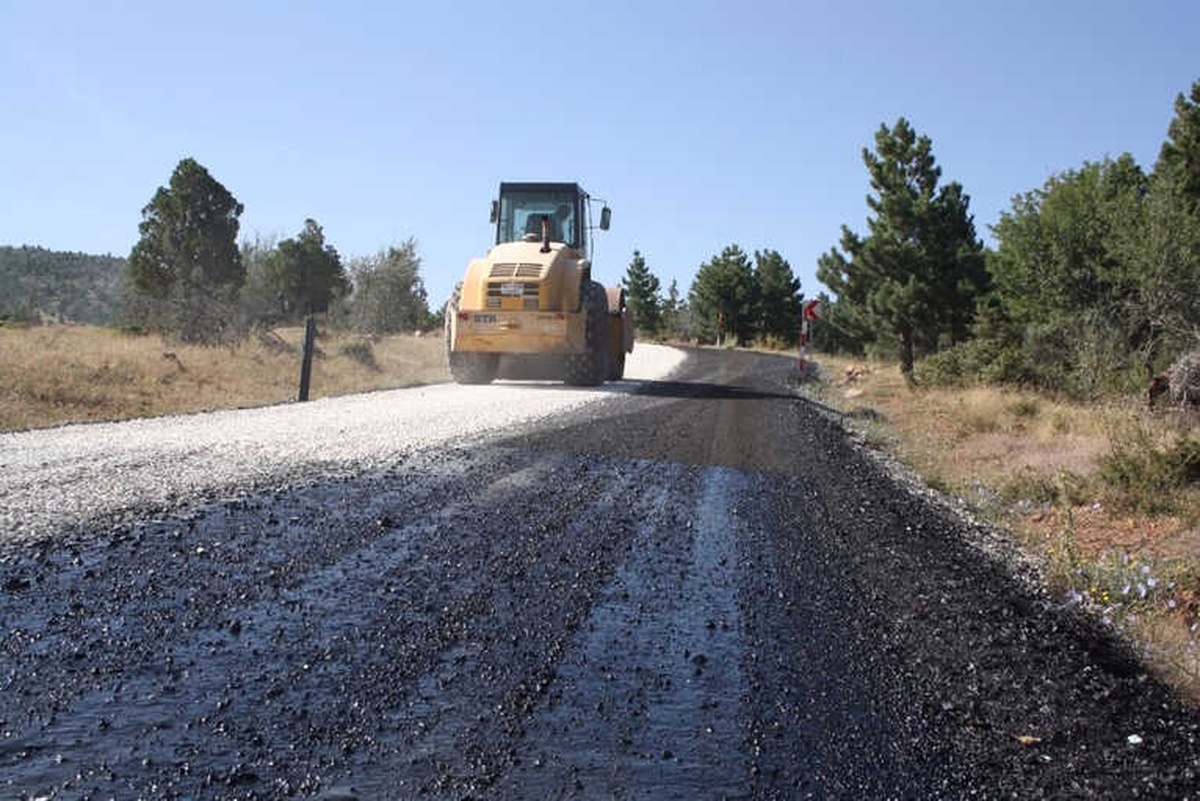 Derbent Aladağ Kayak Merkezi Yolu Asfaltlanıyor
