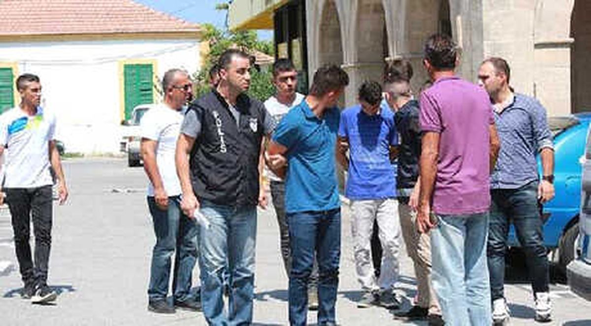 Eskort Kadının Evini Karıştıran İki Şüpheliye 45 Gün Hapis Cezası