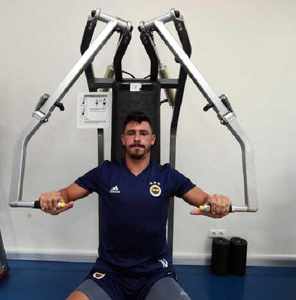 Fenerbahçe Günü Çift Antrenmanla Tamamladı