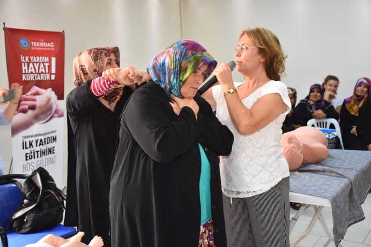 İlk Yardım Eğitimleri Malkara İlçesi ile Devam Etti