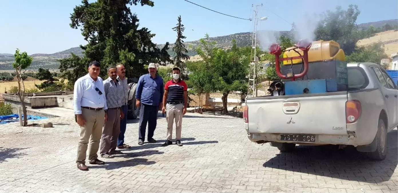 Köylerde Haşereye Karşın İlaçlamaya Devam Ediyor