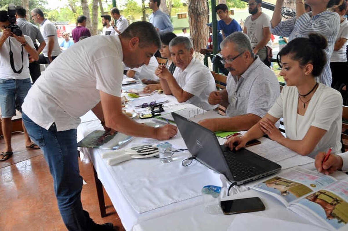 Lüks Daire Fiyatına Tayı Otomobil Firması Aldı