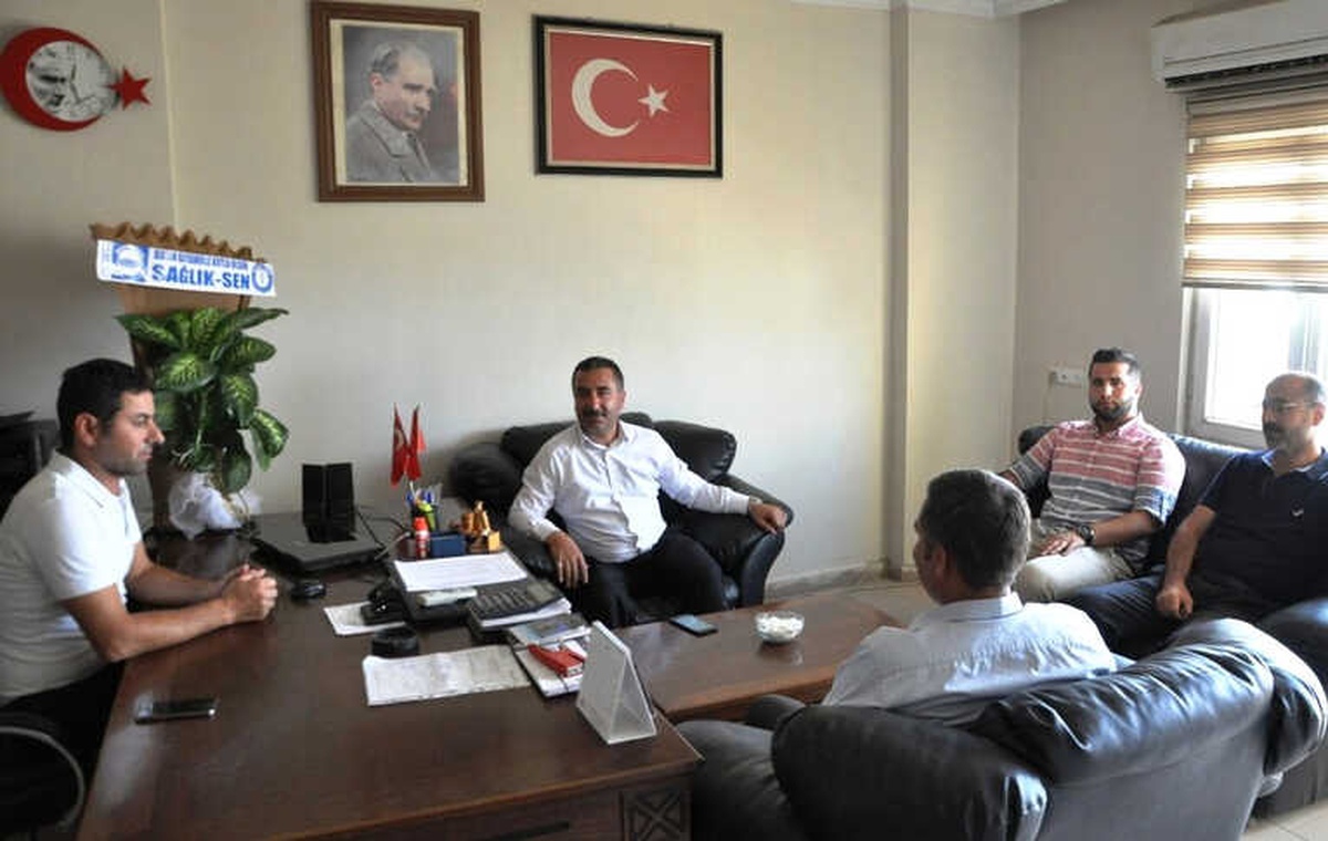 Sağlık-Sen Yöneticilerinden Gazetecilere Ziyaret