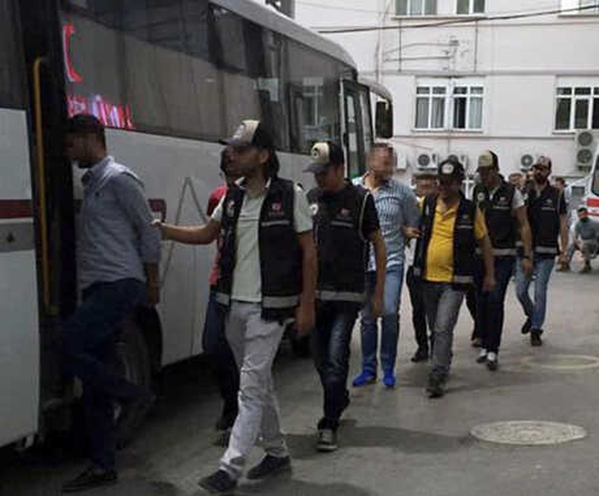 Soma Merkezli Suç Örgütüne Operasyonda 11 Tutuklama