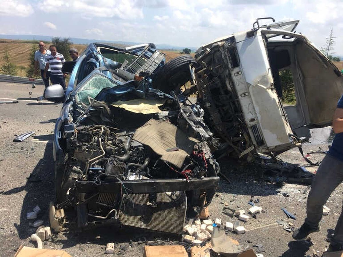 Tekirdağ\'da Feci Kaza: 1 Ölü, 2 Ağır Yaralı