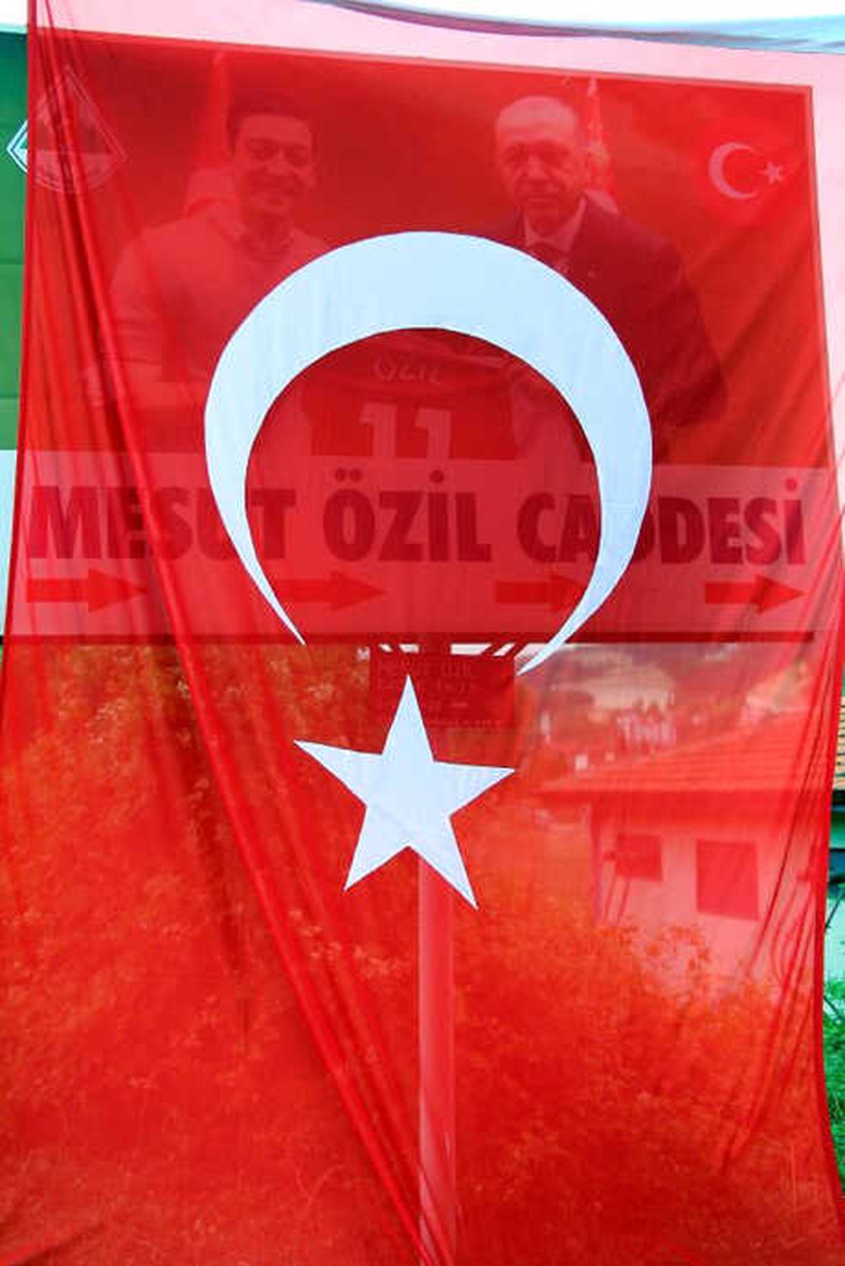 Zonguldak\'taki Mesut Özil Tabelasının Açılış Töreni Yapıldı