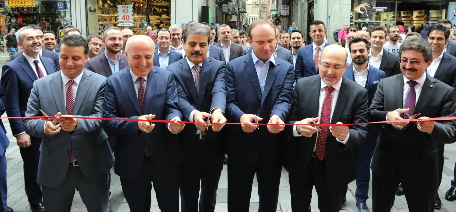 Albaraka Türk Taksim\'de Yeni Şubesini Açtı