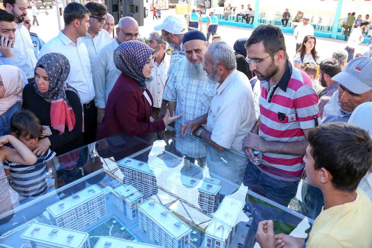 Aymanas Evleri\'nin Temeli Düzenlenen Törenle Atıldı
