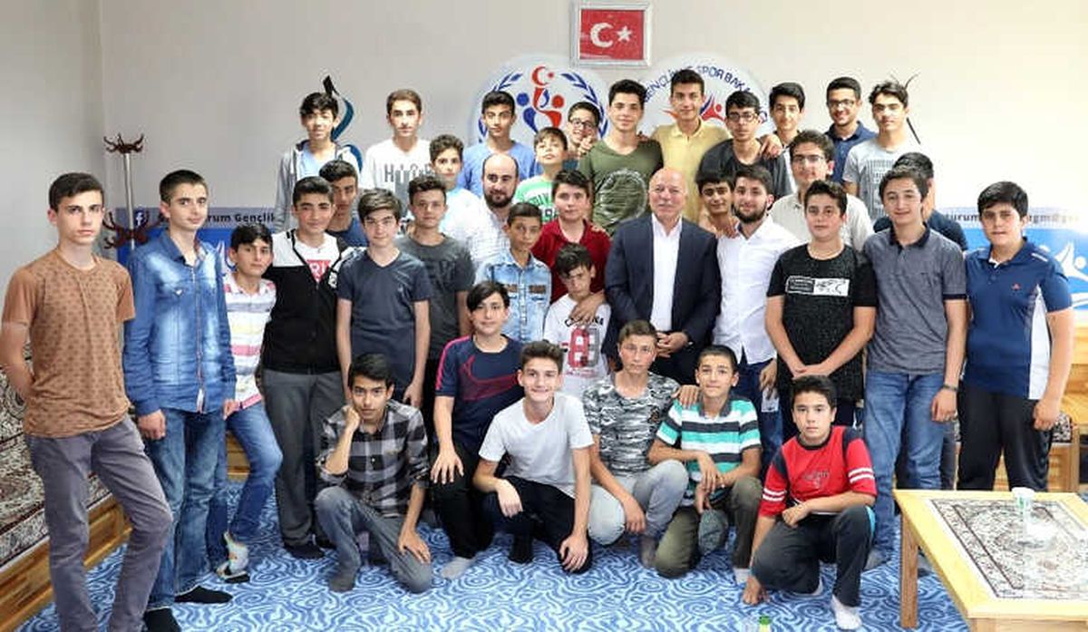 Başkan Sekmen\'den Gençlere Kariyer Dersi