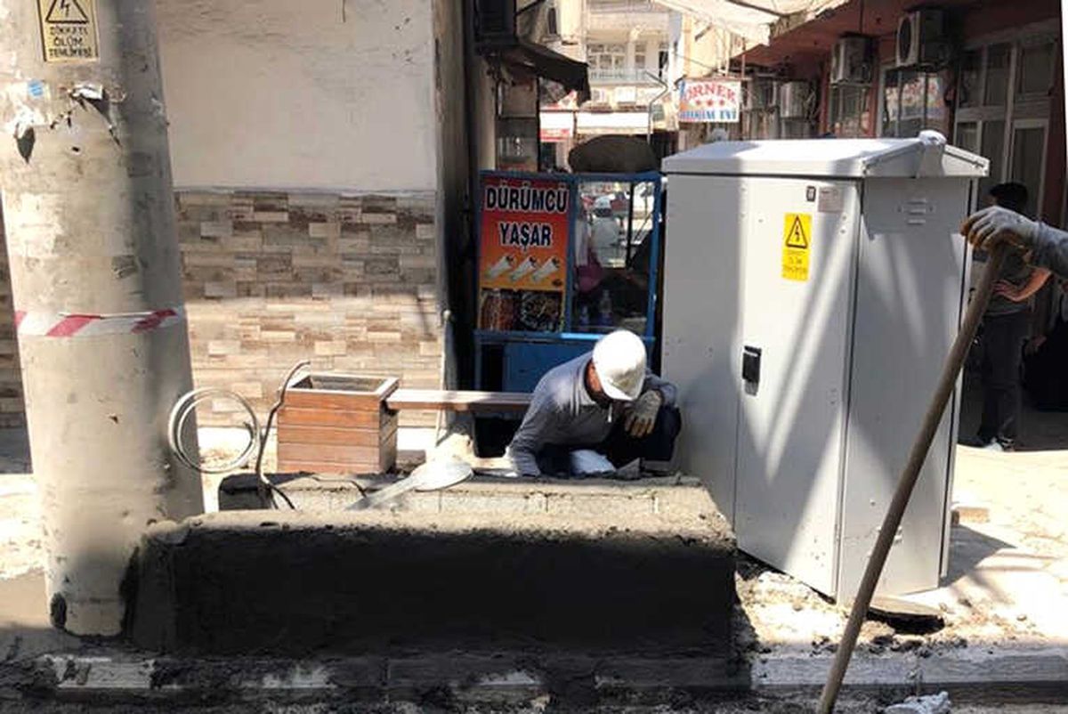Dicle\'den Nusaybin\'e 400 Kva\'lık Ek Trafo