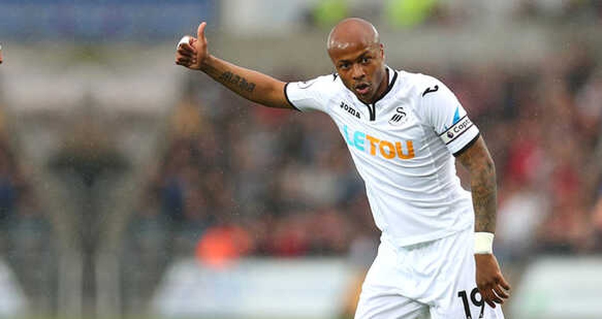 Fenerbahçe, Ganalı Futbolcu Andre Ayew\'in Bir Yıllığına Kiralanması Konusunda Kulübü Swansea City...
