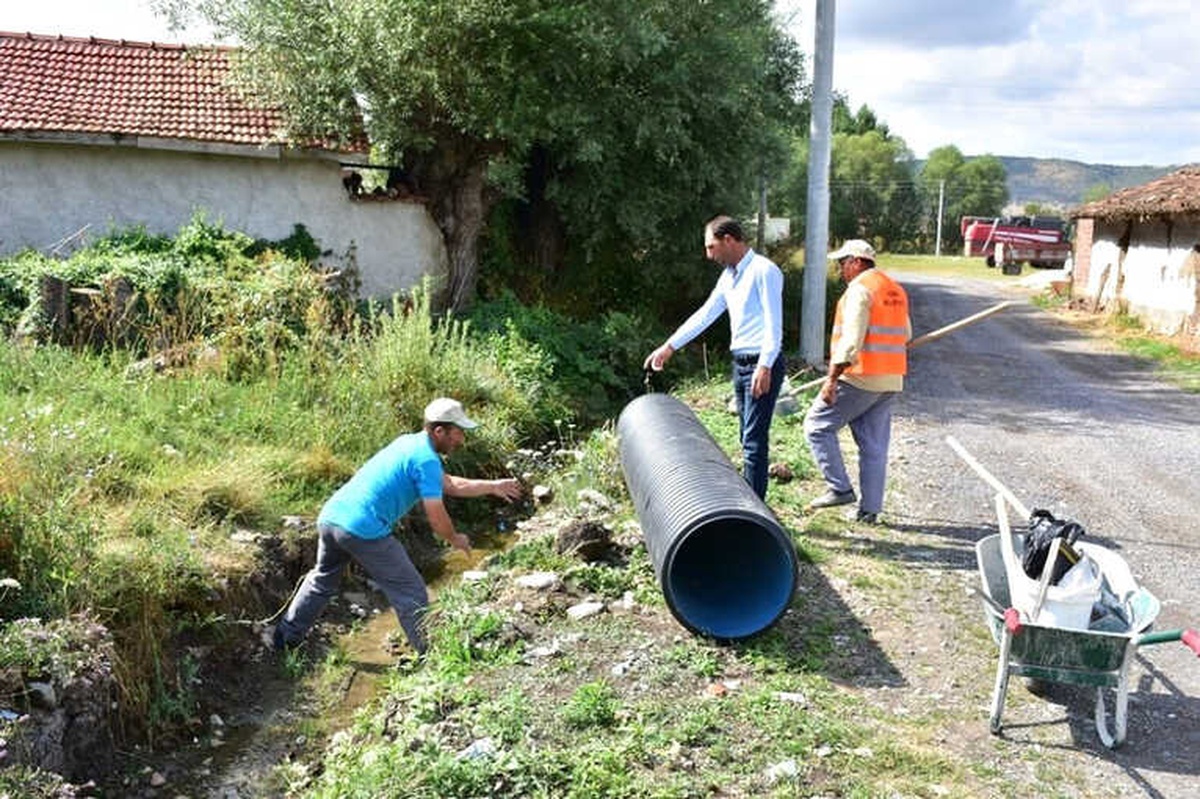 İnönü\'de Yol ve Kanal İyileştirme Çalışmaları